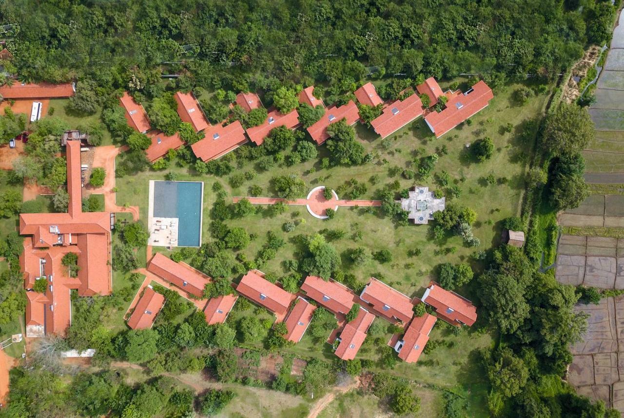 Отель Sigiriya Jungles Экстерьер фото